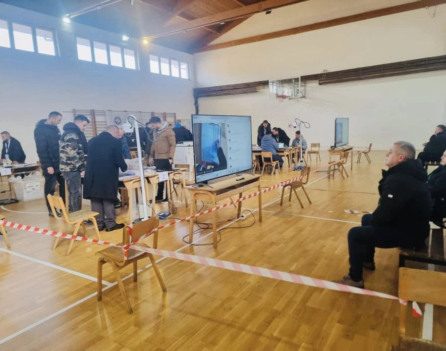 Üç Belediyede Oyların Sayımı Devam Ediyor