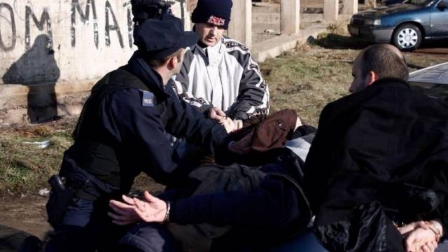 Jablanoviç'e Karşı Protestoda 7 Polis Yaralandı,  22 Kişi Tutuklandı
