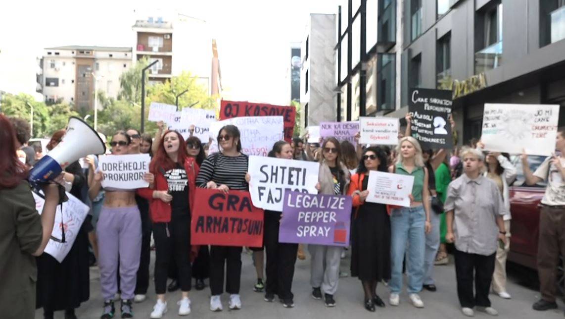 11 Yaşındaki Kız Çocuğunun Tecavüz Olayı İkinci Kez Protesto Edildi