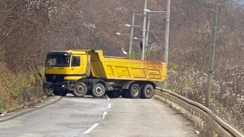 Kurti ve Alman Büyükelçisinin Açıklamaları Sırplar İçin 'Tehdit', Bugün Kuzeyde Protesto