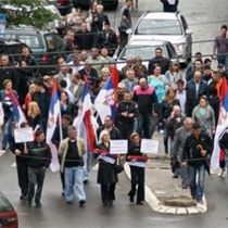Sırplar Tekrar Protesto Ediyor
