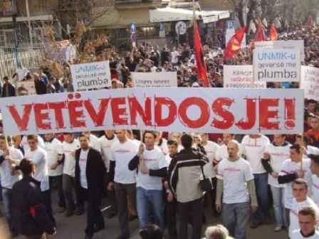 Vetvendosje Protestoya Başladı