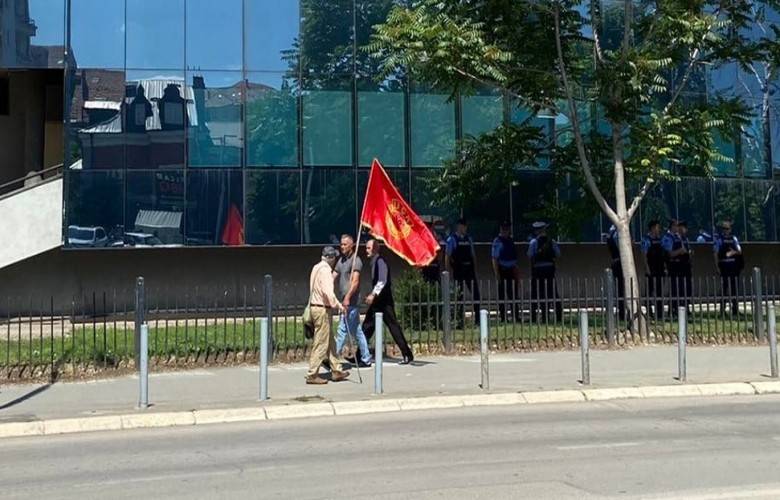 UÇK Gazilerinin Protestosu Sakin Sona Erdi