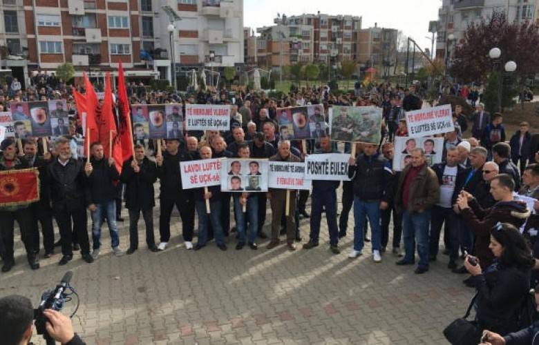 Drenas  Vatandaşları, "Drenica 2" Kararını Protesto Ettiler