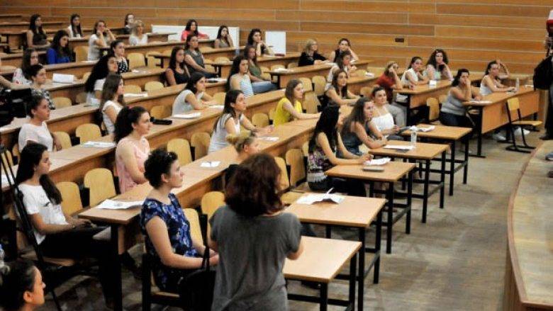 Priştine Üniversitesi'nde Kabul Sınavları Bugün Düzenleniyor