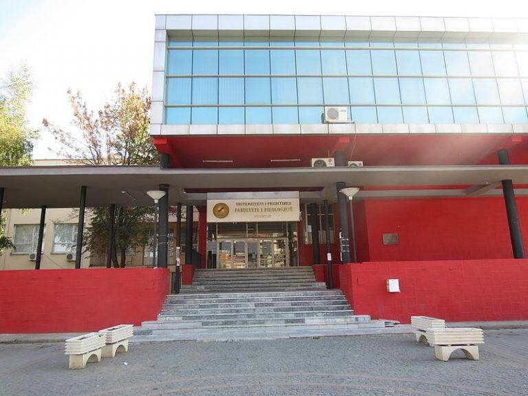 Kosova’da Üniversitelerde Türkçe Bölümlere 70 Lisans, 15 Yüksek Lisans Öğrencisi Kaydını Yaptı