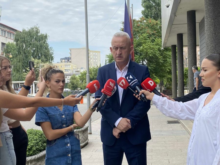 Qalaj: Kosova Çok Şey Kaybediyor, Değişim Umudu Görünmüyor