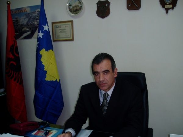 Rahovça Belediye Başkanı Qeska İstifasını Resmileştirdi