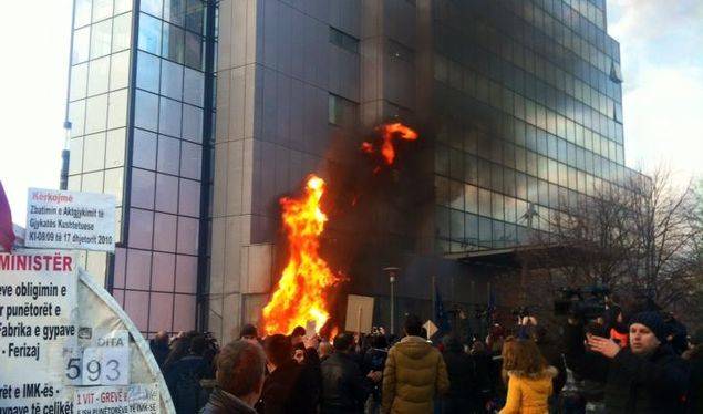 Protestolar Şiddete Dönüşmeye Başladı