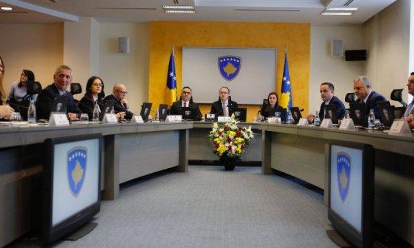 Hoti Hükümeti, Farklı Kategorilere Milyonlarca Euro Tahsis Etti