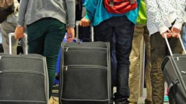 6 Ay içinde 100.000 Vatandaşımız  Ülkeyi Terk Etti