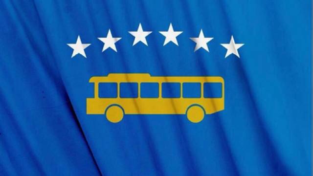 Bayrağımızdaki Kosova Haritasının Yerini Otobüs Aldı