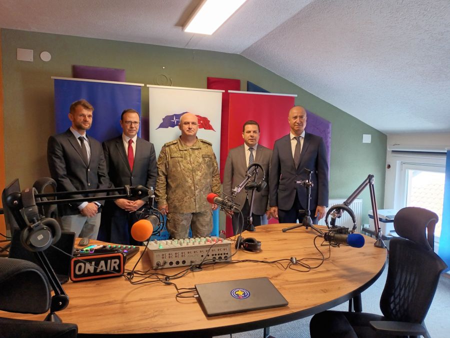 Radyo Hisar’a Türk Askerinden Destek
