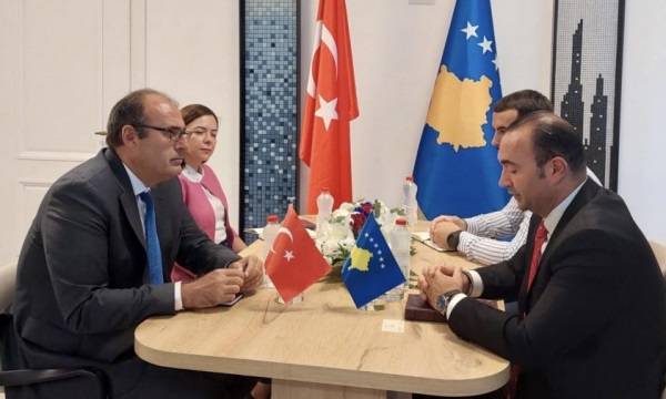 Kosova ve Türkiye İşletmeleri Arasında İşbirliği Görüşüldü