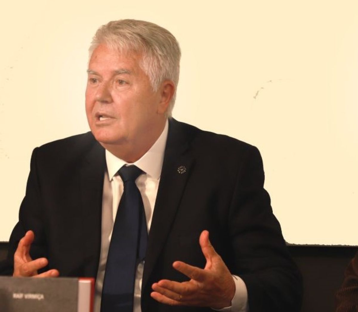 PRİZREN’DE  AHİLİK GELENEĞİ VE ZANAAT ADABI - Raif Vırmiça 