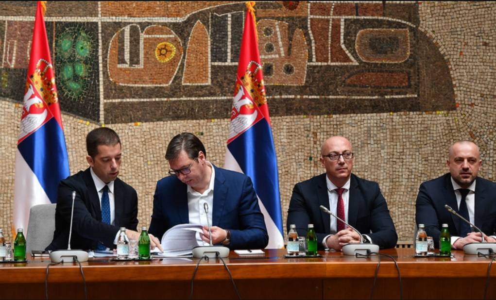 Sırp Listesi Anlaşma Ardından Vuçiç’e Övgüler Yağdırdı