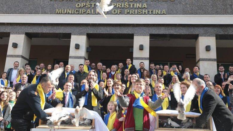 Priştine, Ukrayna Halkıyla Dayanışma İçinde
