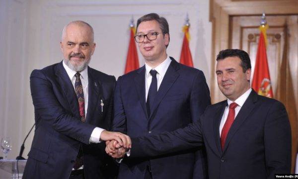 Arnavutluk, Sırbistan ve Makedonya Liderleri Online Görüşecek, Kosova da Davet Edilecek