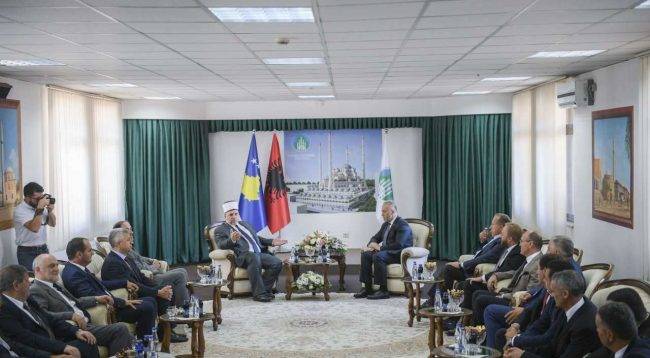 Haradinaj: Dayanışma ve Birlikte Olma Duyguları Daim Olsun
