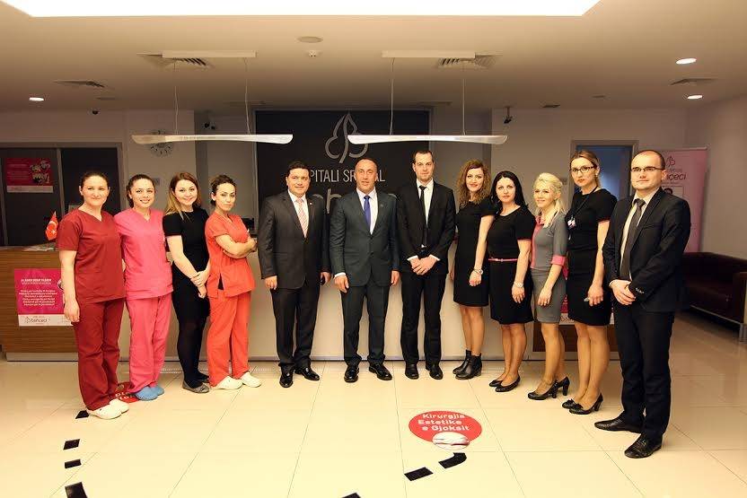 Ramush Haradinaj Bahçeci Hastanesini Ziyaret Etti