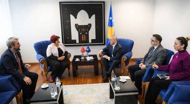 Haradinaj: Çoğunluk Olmayan Topluluklar da Diyaloga Dahil Edilmeli