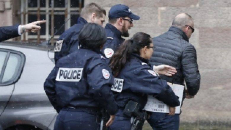 Sırp Medyası: Haradinaj En Azından 18 Gün Gözaltında Kalacaktır