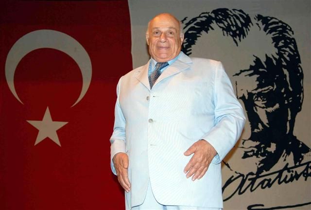 Denktaş'ın  İdealleri ve Ruhu Türk Dünyası'na Işık Olacak