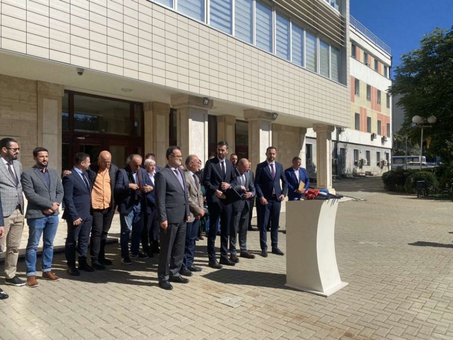 Rahmani ve Korenica AKR Ve PD’ye Katılışlarını Resmileştirdi