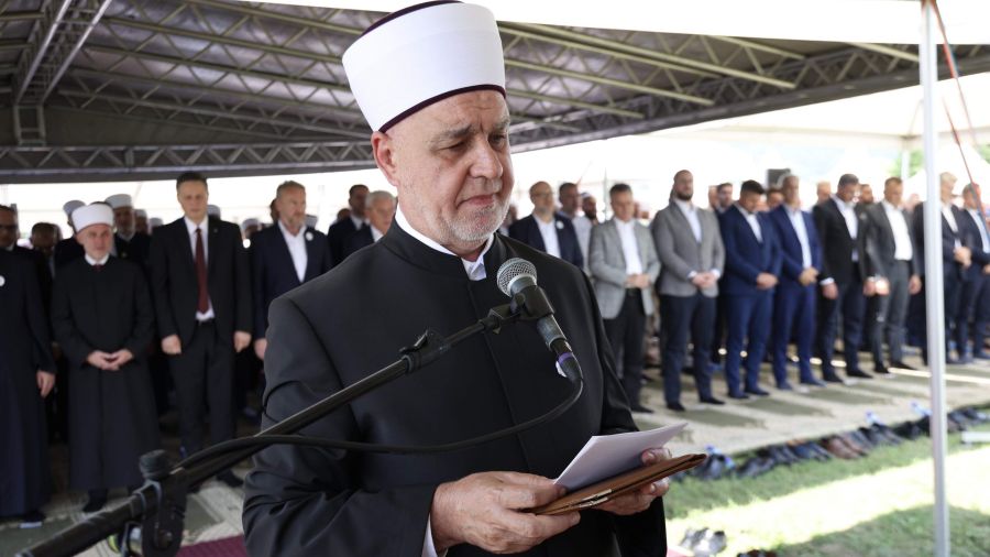 Prijedor'da katledilen çocukların şehir yetkilileri tarafından kabul edilmeli