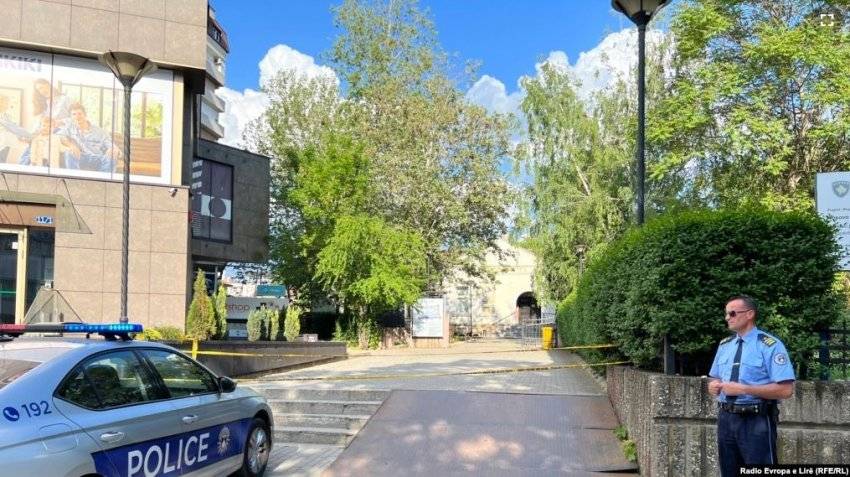 Priştine Üniversitesi Rektörlüğü’nde Bomba İhbarı Asılsız Çıktı