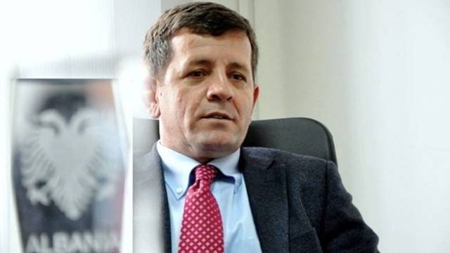 Remi'den Davutoğlu'na Cevap