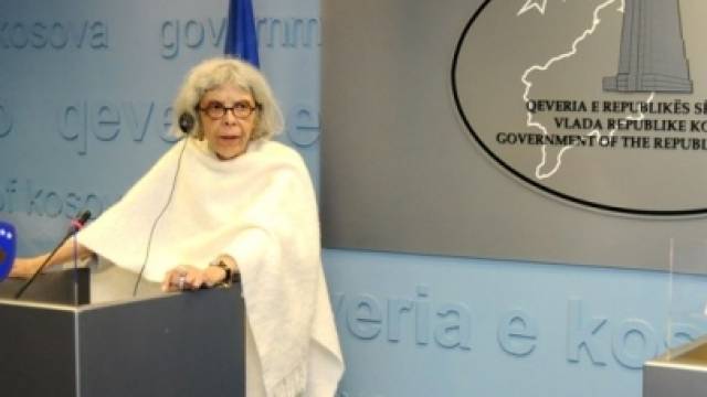 Daviet: Fransa, Kosovalılara Sığınma Hakkı Tanımıyor