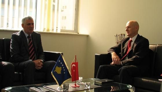 İçişleri Bakanı Türkiye ve Fransa Büyükelçileriyle Görüştü