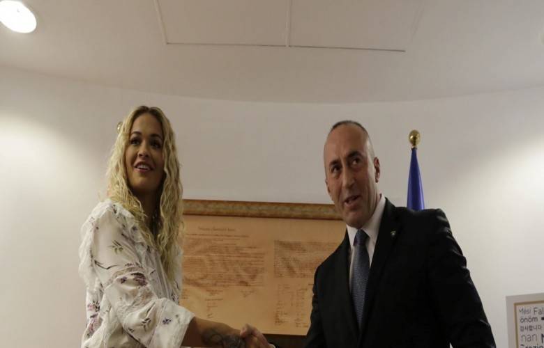 Haradinaj, Rita Ora'yı Kabul Etti