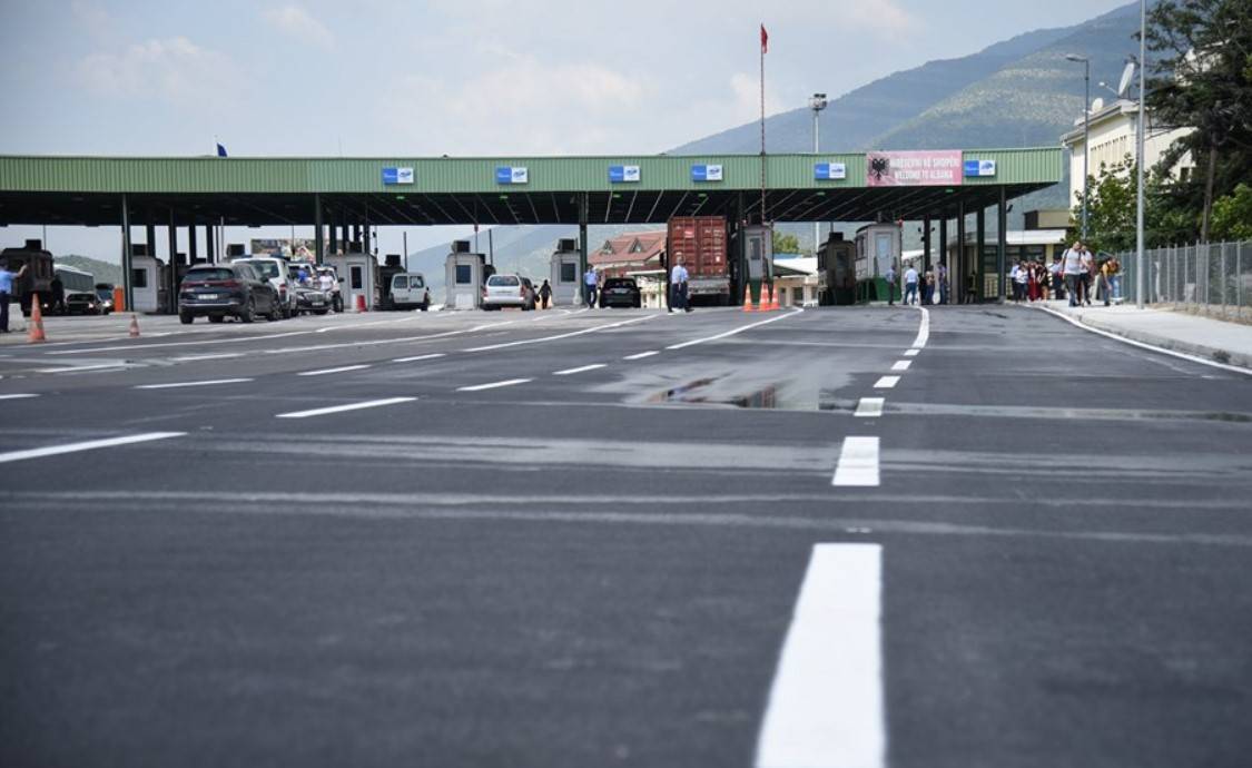 Kosova-Arnavutluk Sınırında İlk Kontrolsüz Geçitler Sorunsuz
