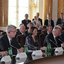 Jahjaga Yüzünden Tadiç Roma'da Törene Katılmayacak