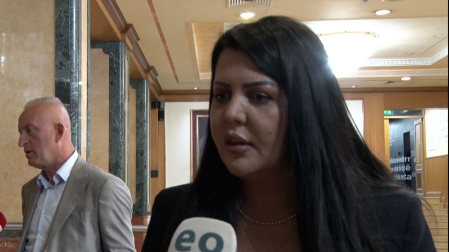 Muhalefet Eleştirilere Devam Ediyor