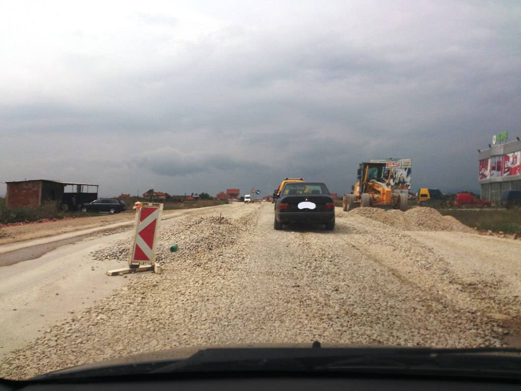 Priştine-Mitroviça Yolu İnşası İçin İhale Açıldı