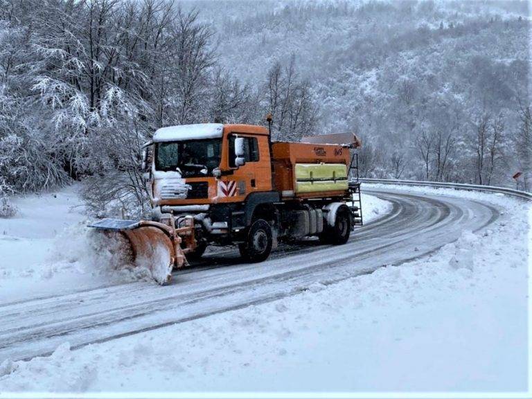 Bütün Yollar Kardan Temizlendi