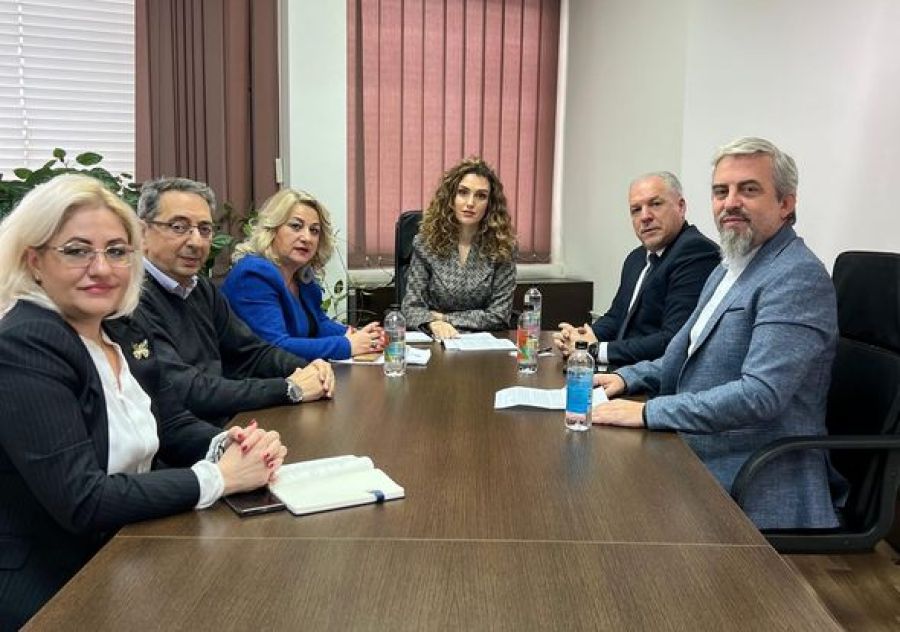 KDTP Yetkilileri RTK Yönetim Kurulu Müdürüyle Türkçe Yayınları Görüştü 