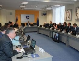 Muhalefet Partilerin Thaçi Hükümetinin Düşürülmesi İçin Önergeleri Hazır