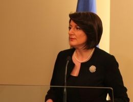 Jahjaga, Siyasi Liderlerden Özel Mahkeme İçin Destek İstedi