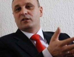 Petroviç: İsa Mustafa'yı Oylayacağız