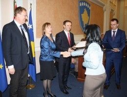 Jacobson: Suç ve Yolsuzlukla Daha Fazla Mücadele Edilmeli
