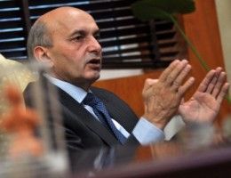 Mustafa, Haziranda Seçimlerin Yapılmasında Israr Ediyor