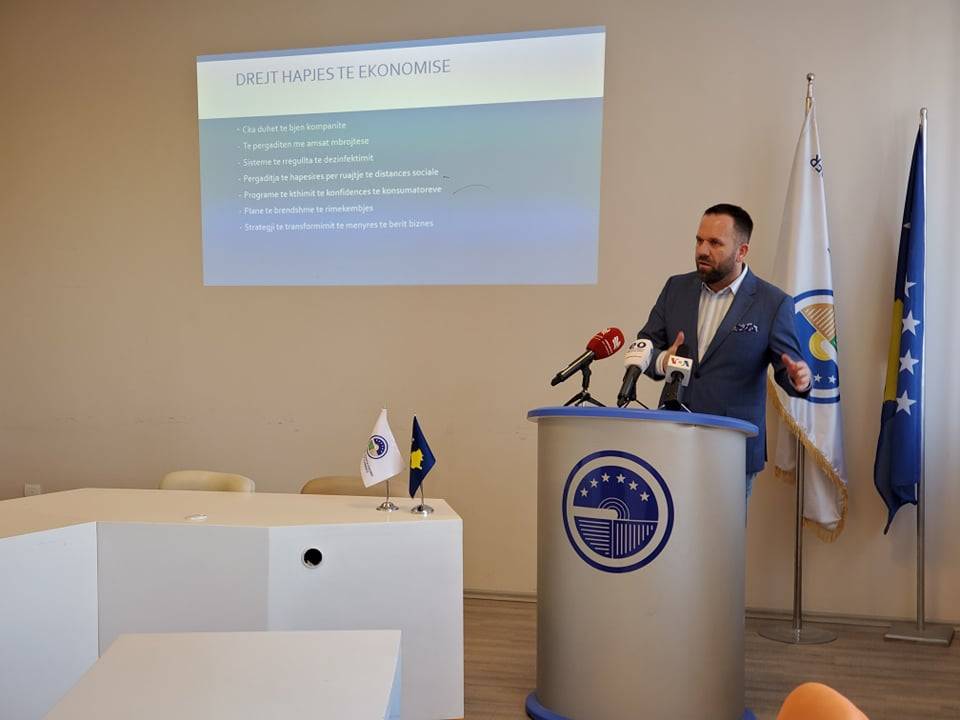 İşletmelerin Kademeli Olarak Açılması Talep Ediliyor