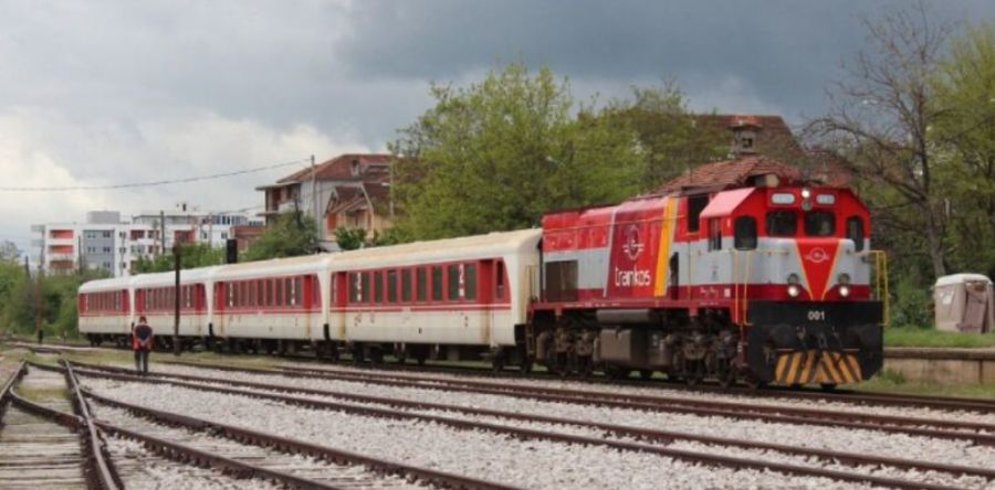 Yine Seyir Halde Trene Taşlı Saldırı