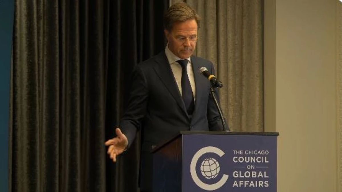 Rutte: NATO ve Müttefikler Kosova'da Barışın Korunmasına Yardımcı Oluyor