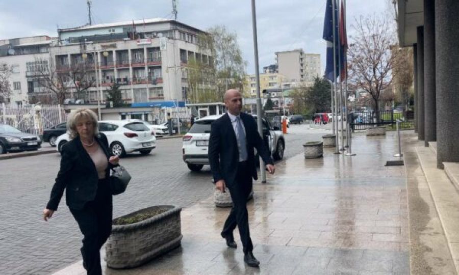 Sırp Listesi Yarın Meclis Oturumuna Katılıp Katılmayacağını Beyan Etmedi