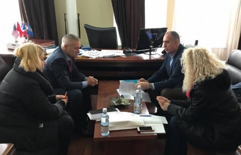 Haradinaj, Sağlıkta Kategorizasyon Sözü Verdi